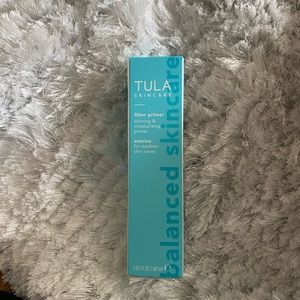 Unopened 2oz Tula Filter Primer Blurring&
Moisturizing Primer in Sunrise